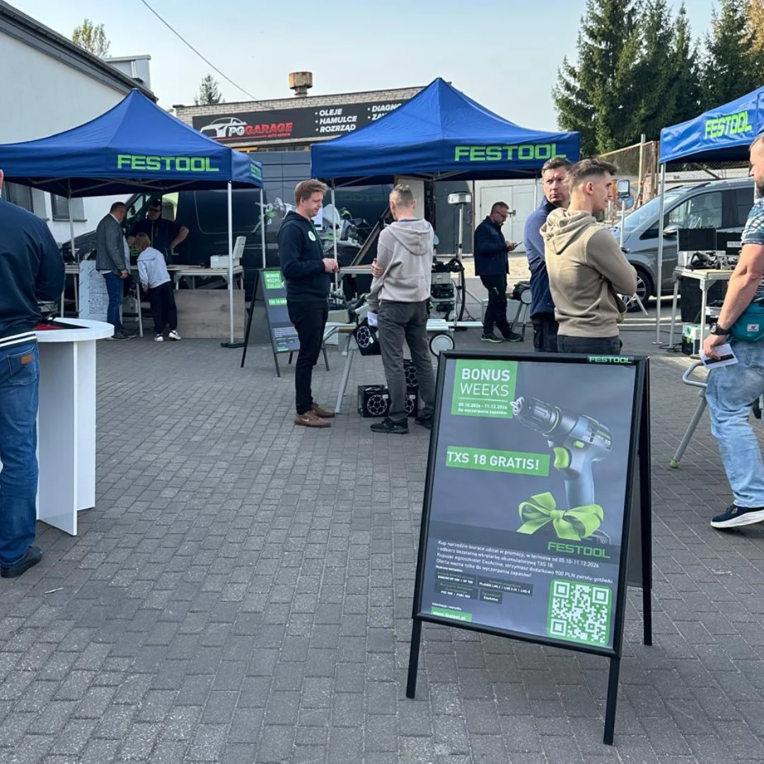WW0810_01 zdjęcie z Mobilnego Centrum Szkoleniowego Festool w Lambud Białytok - stanowiska Festool