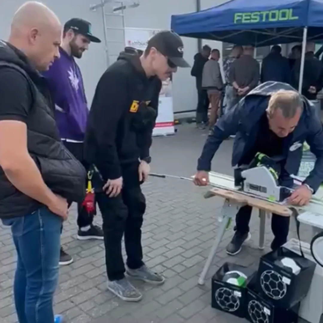 WW0810_06 zdjęcie z Mobilnego Centrum Szkoleniowego Festool w Lambud Białytok - konkurs w pchnięciu zagłębiarką