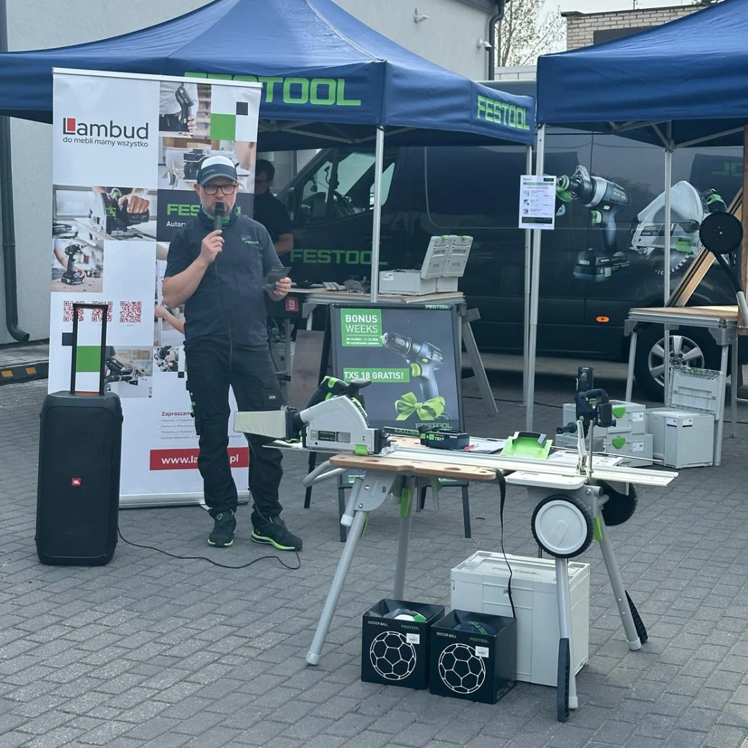 WW0810_07 zdjęcie z Mobilnego Centrum Szkoleniowego Festool w Lambud Białytok - ogłoszenie zwycięzcy konkursu